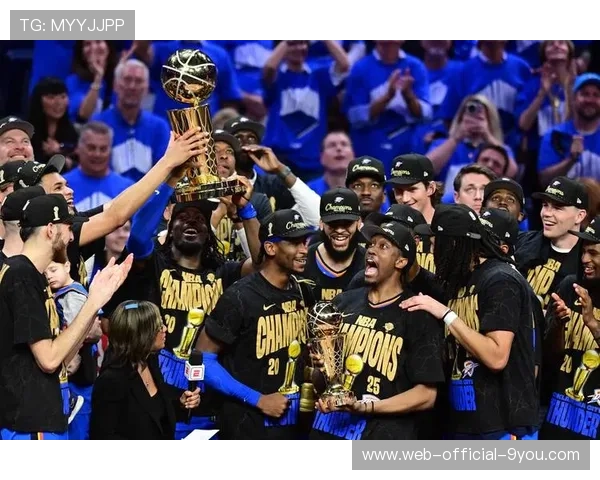 冠军球队球员签约多个商业代言，形象持续放大，冠军球会经理