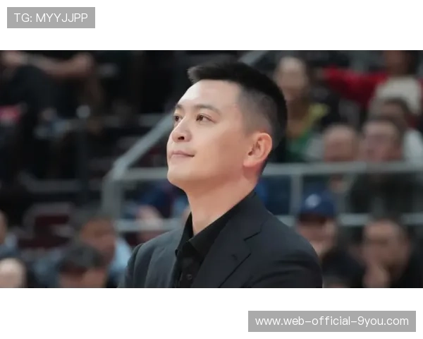 杨鸣谈质疑声:球队士气高涨,杨鸣球队队员 杨鸣谈质疑声:球队士气高涨,杨鸣球队队员